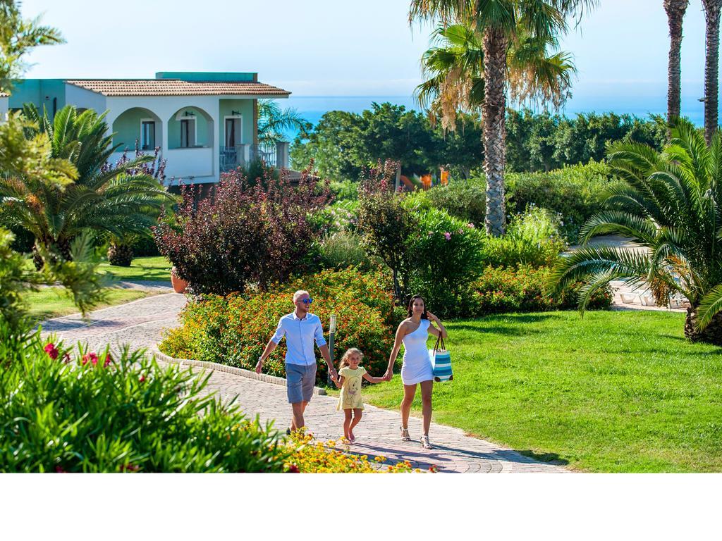 Serenusa Resort Ликата Екстериор снимка