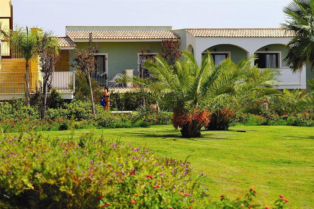 Serenusa Resort Ликата Екстериор снимка