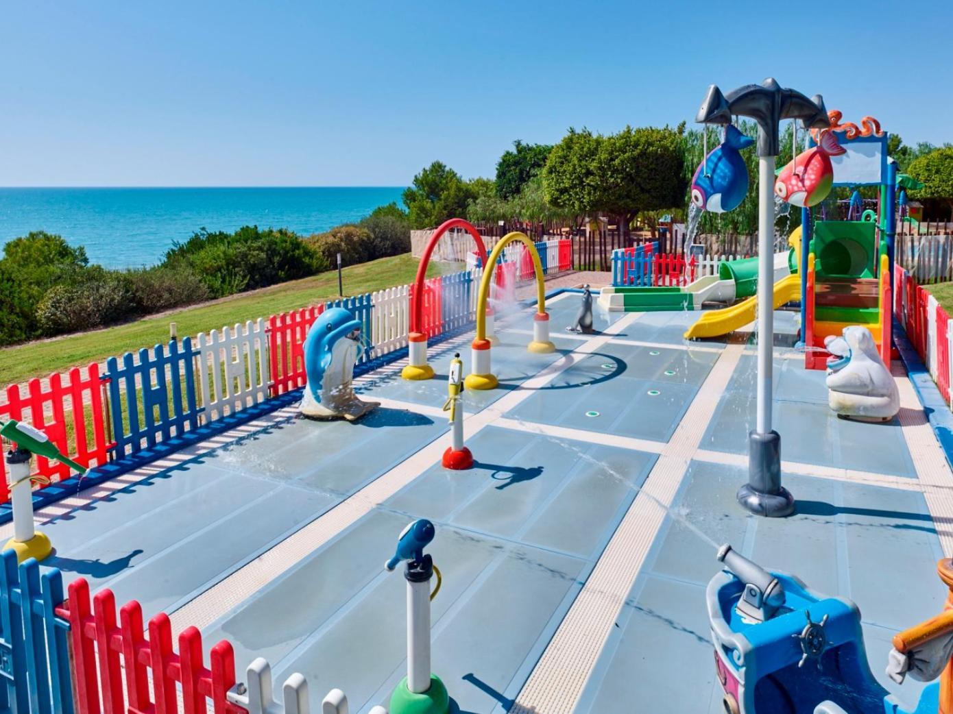 Serenusa Resort Ликата Екстериор снимка