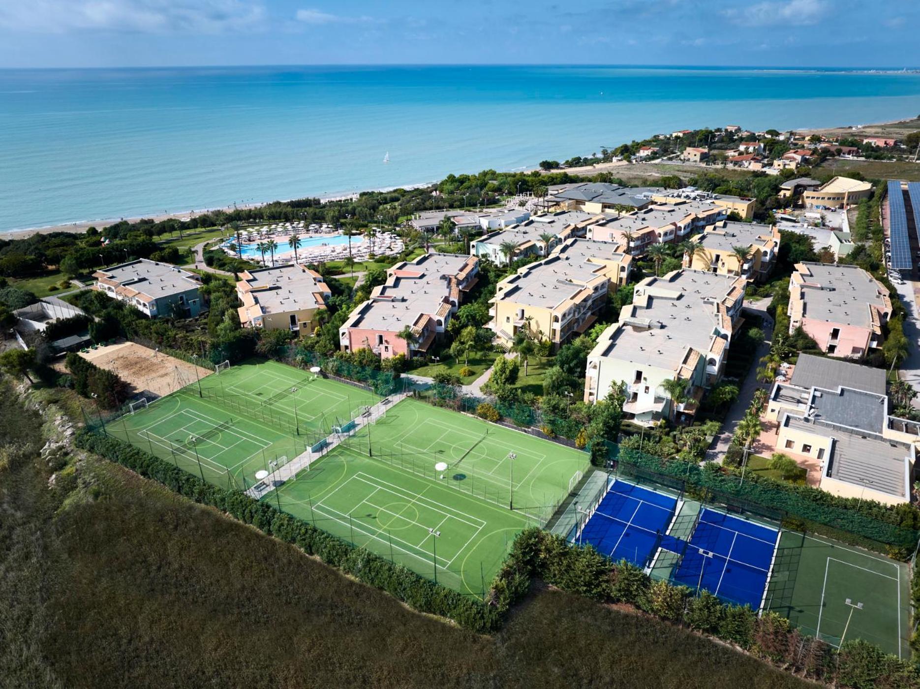 Serenusa Resort Ликата Екстериор снимка