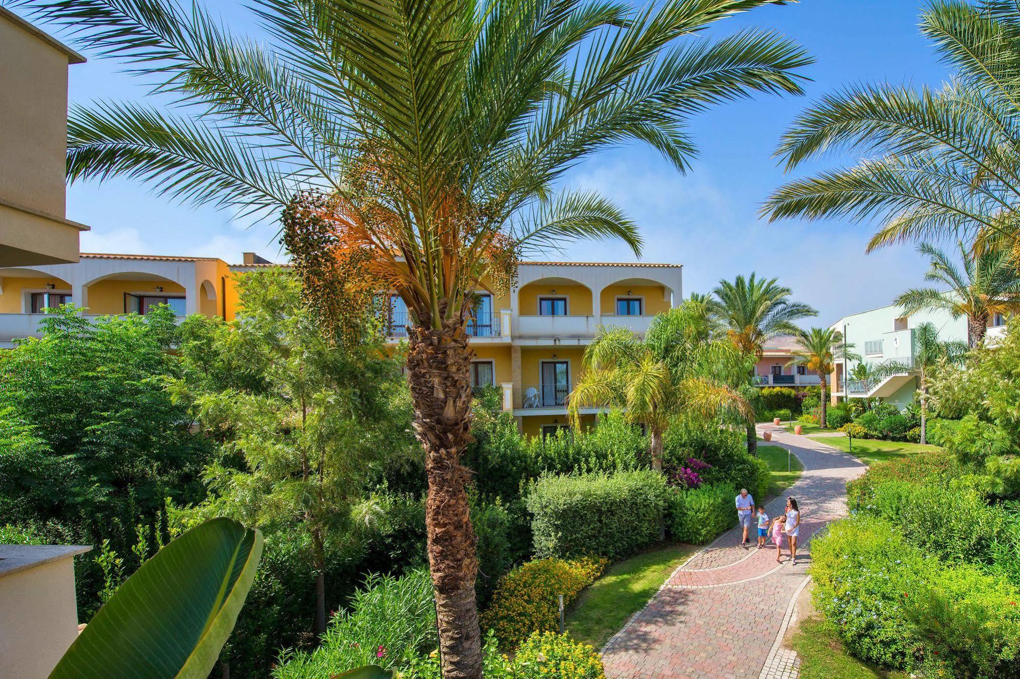 Serenusa Resort Ликата Екстериор снимка
